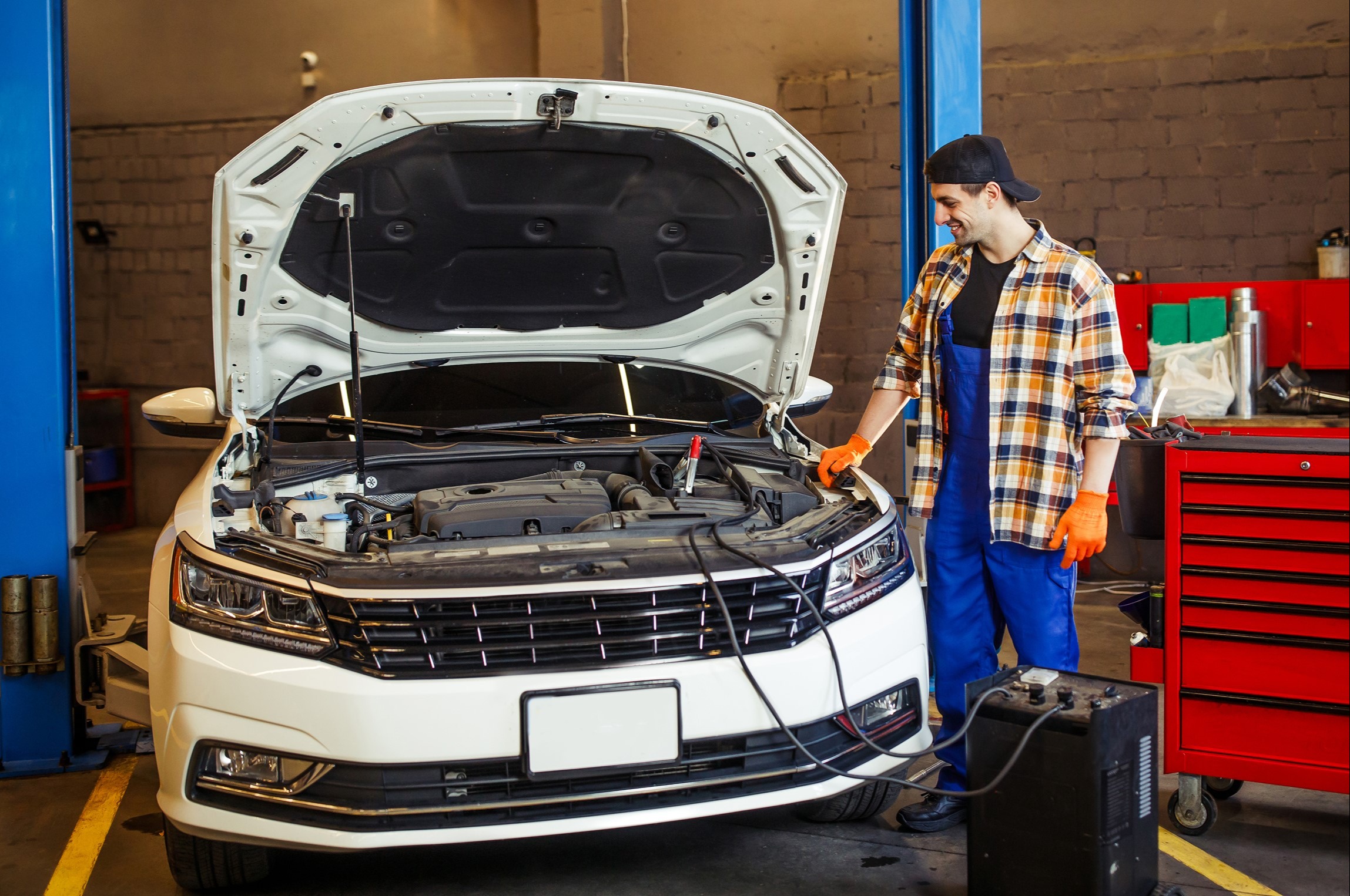 Common Image dinesten_images_1791440205.jpg Automonteur | Hoorn Autoservice